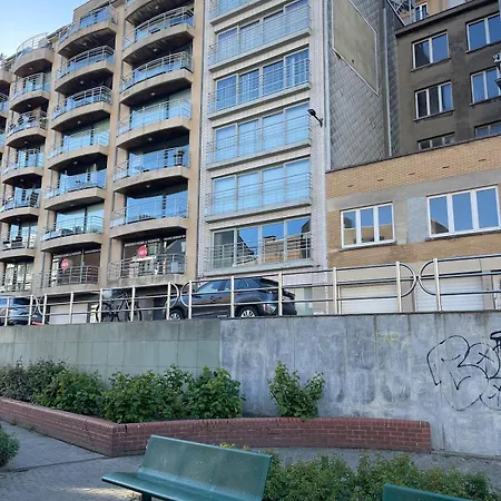 Lägenhet Coester - Gelegen En Lichtrijk Blankenberge